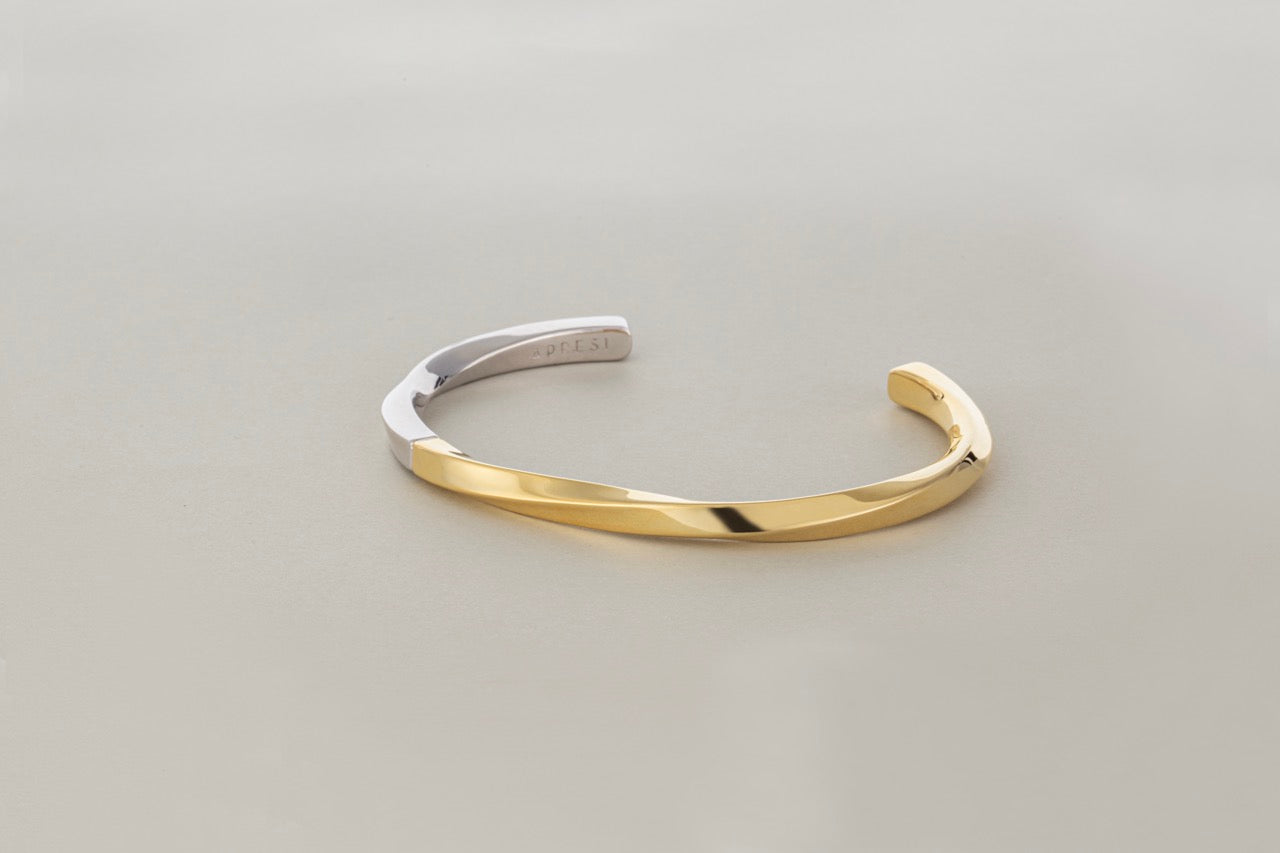 TWIRLING Smooth Twisted Bracelet